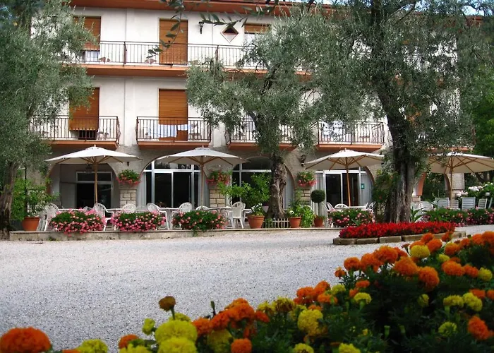 Zanetti Hotel Torri Del Benaco